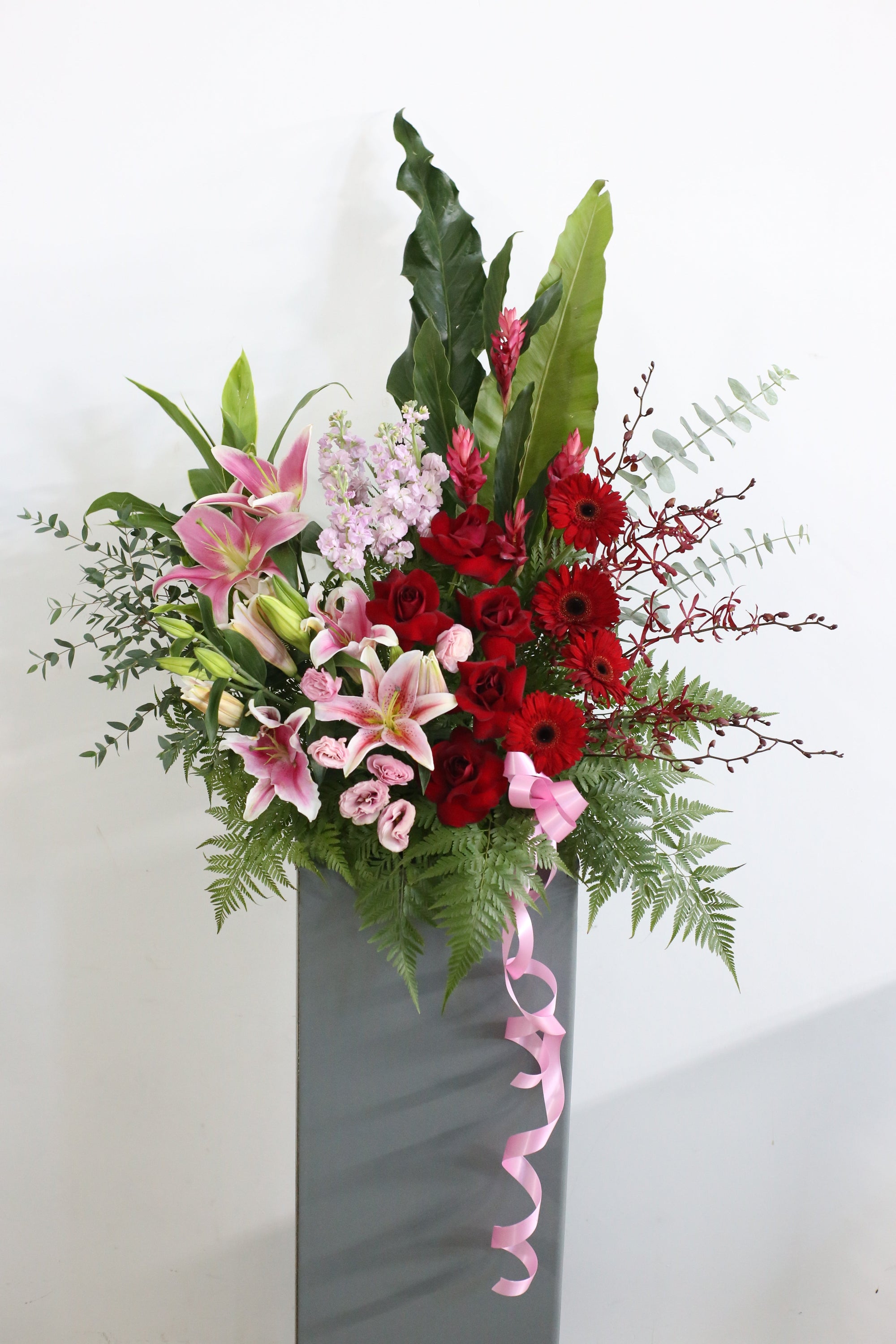 RED & PINK Congratulatory Stand