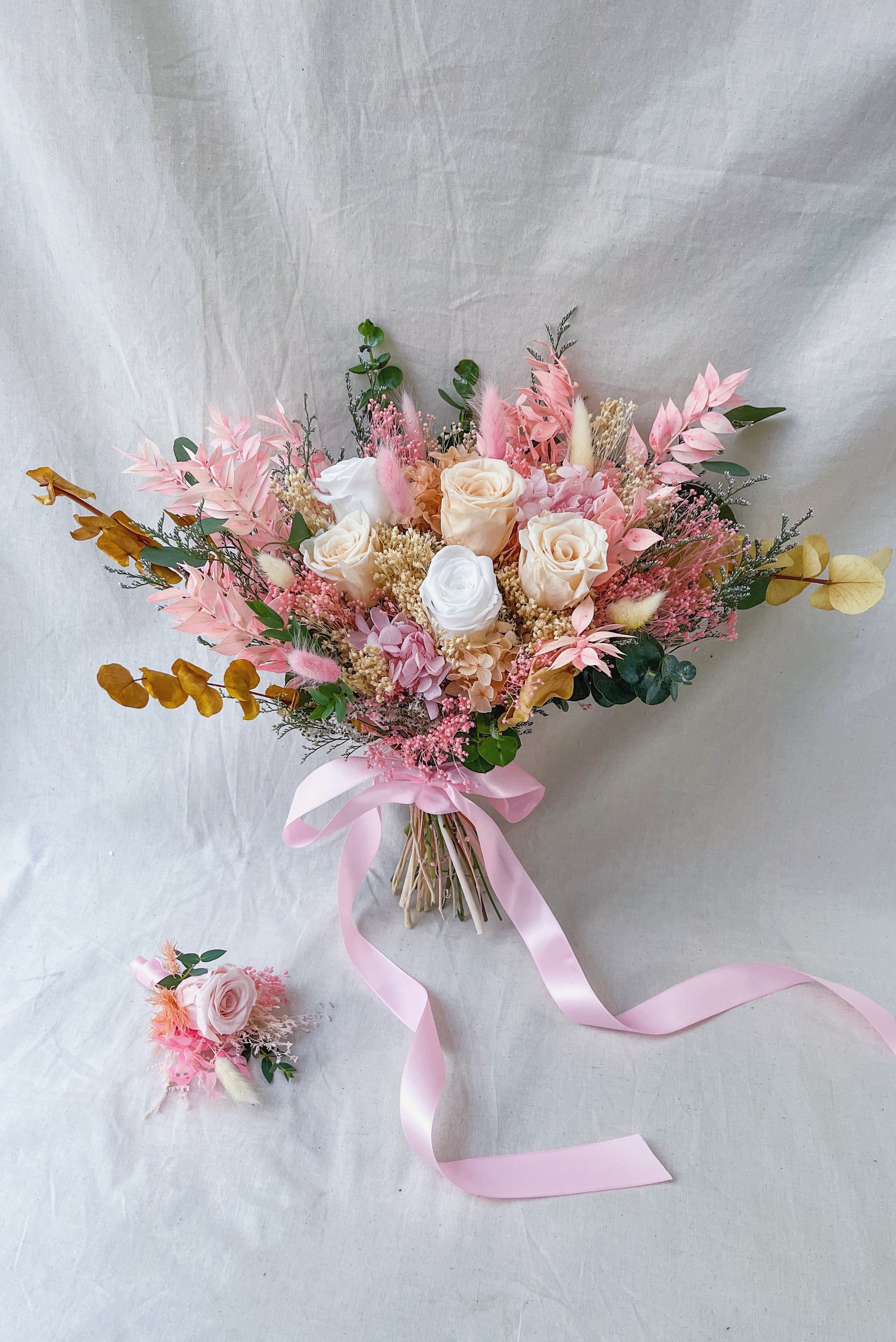 Sweet Peach - Preserved and Dried Bridal Style Bouquets
