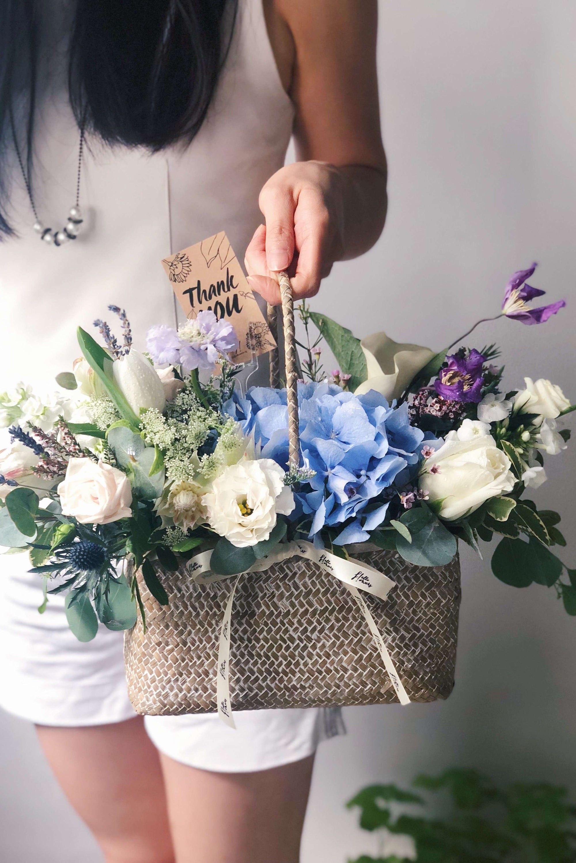 Signature wick basket