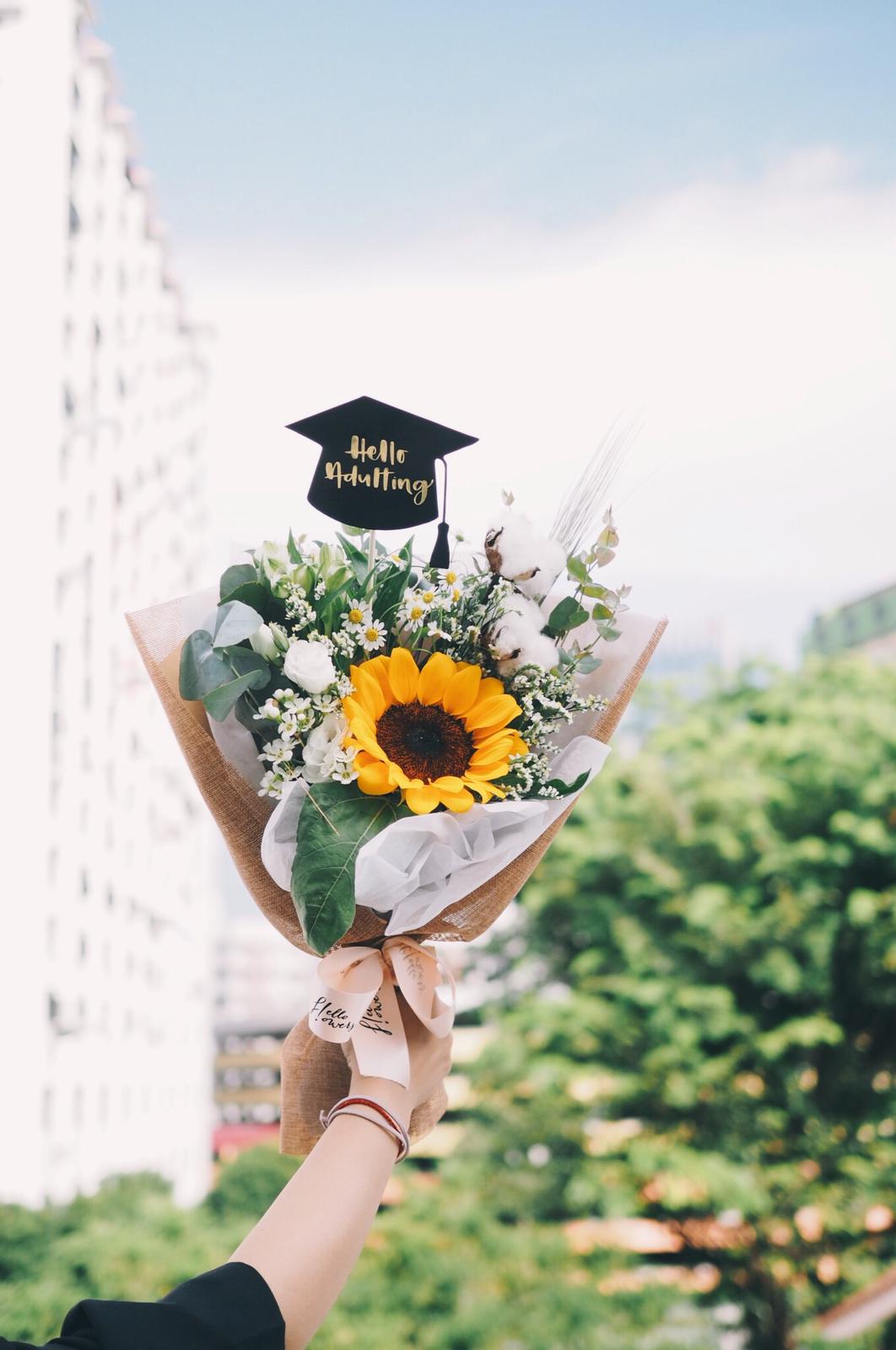 Graduation Bouquets: A Symbol of Achievement and Congratulations