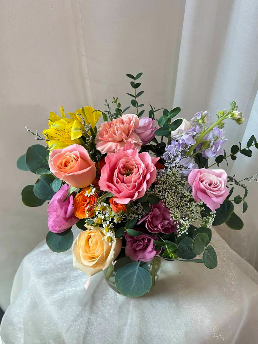 [Bigger Version] Daily Flowers in a Mason Jar!