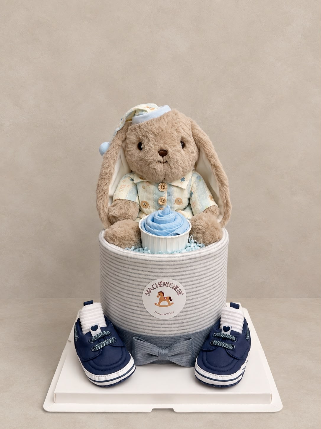 Little Love — Fresh Flowers &amp; Ma Chérie Bébé Diaper Cake