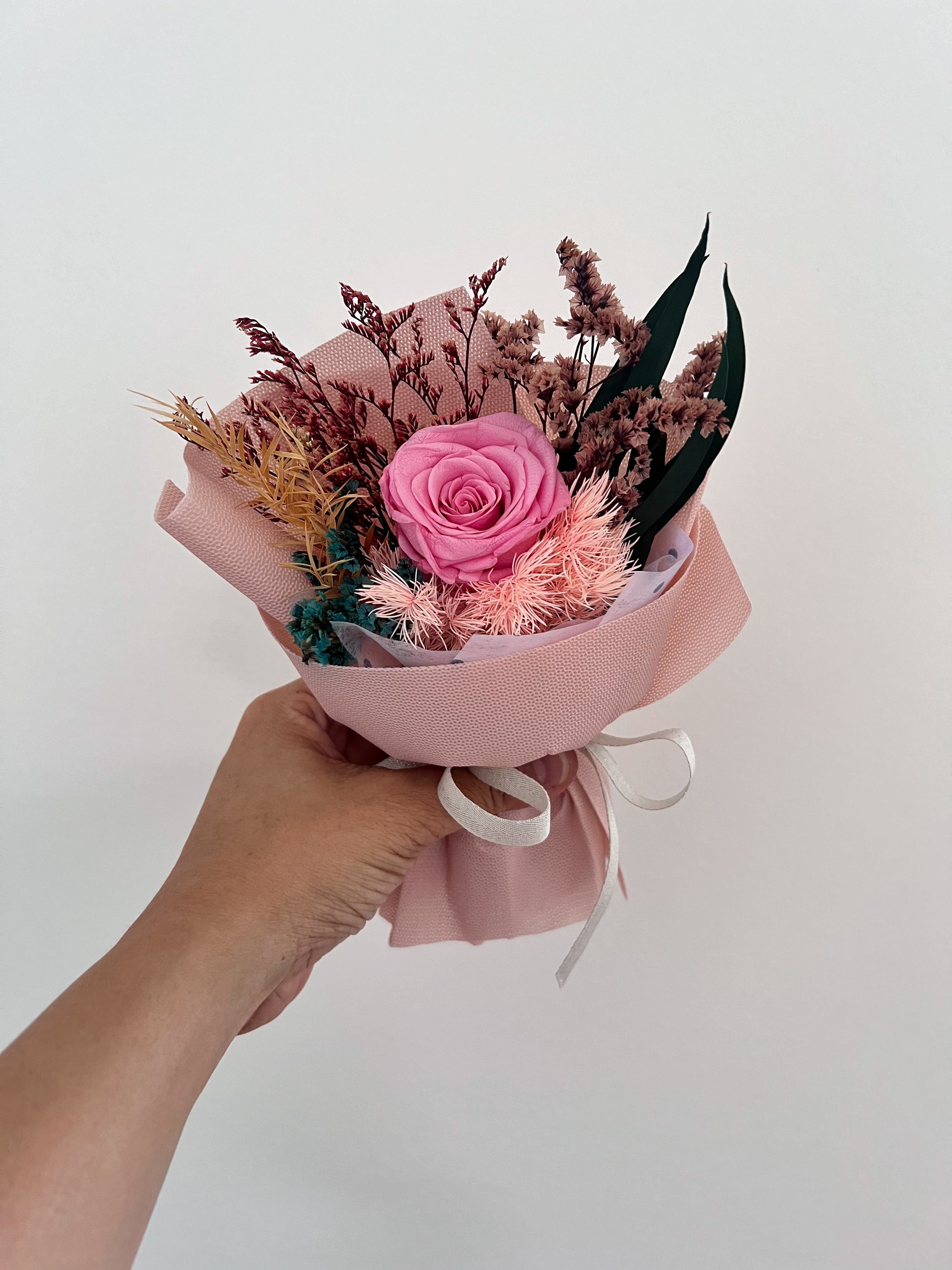 A Little Gesture of Love - Mini Preserved Bouquet with Carrier Box and Bag