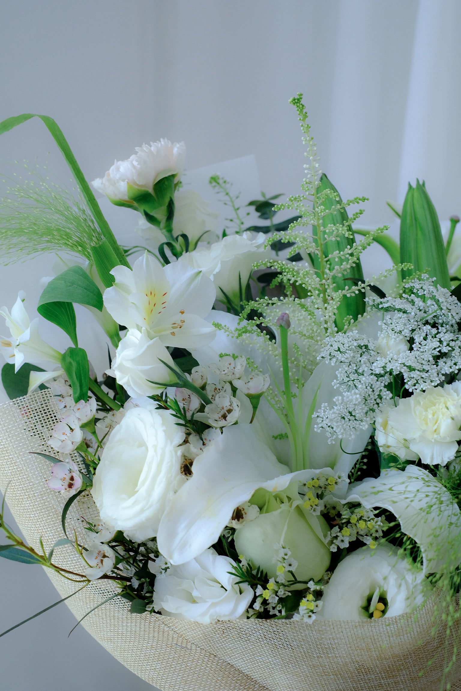 [2 days Advanced Order] Laura - White Lilies Bouquet