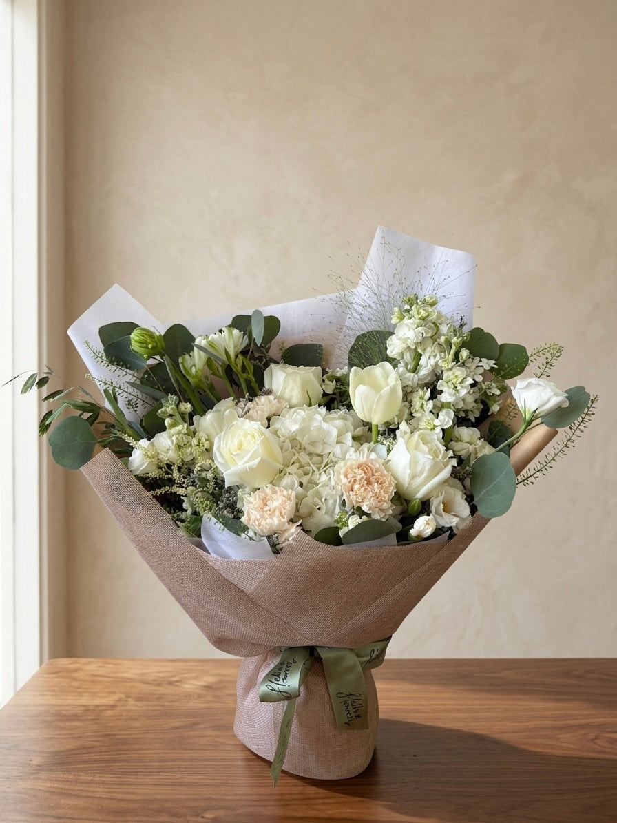 Ivory Bouquet - White hydrangea with cream and whites