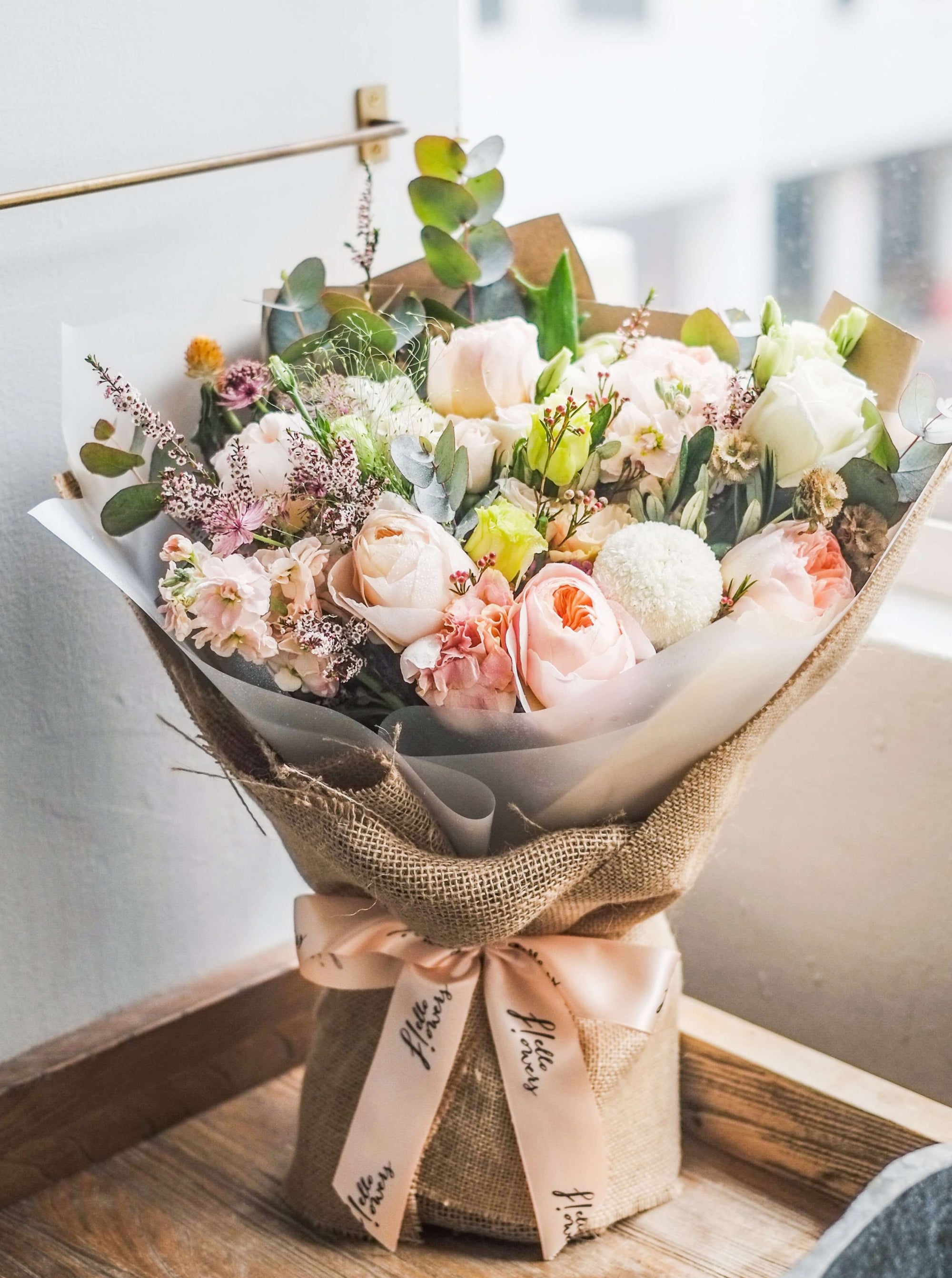 Premium | Love, Juliet - helloflowerssg