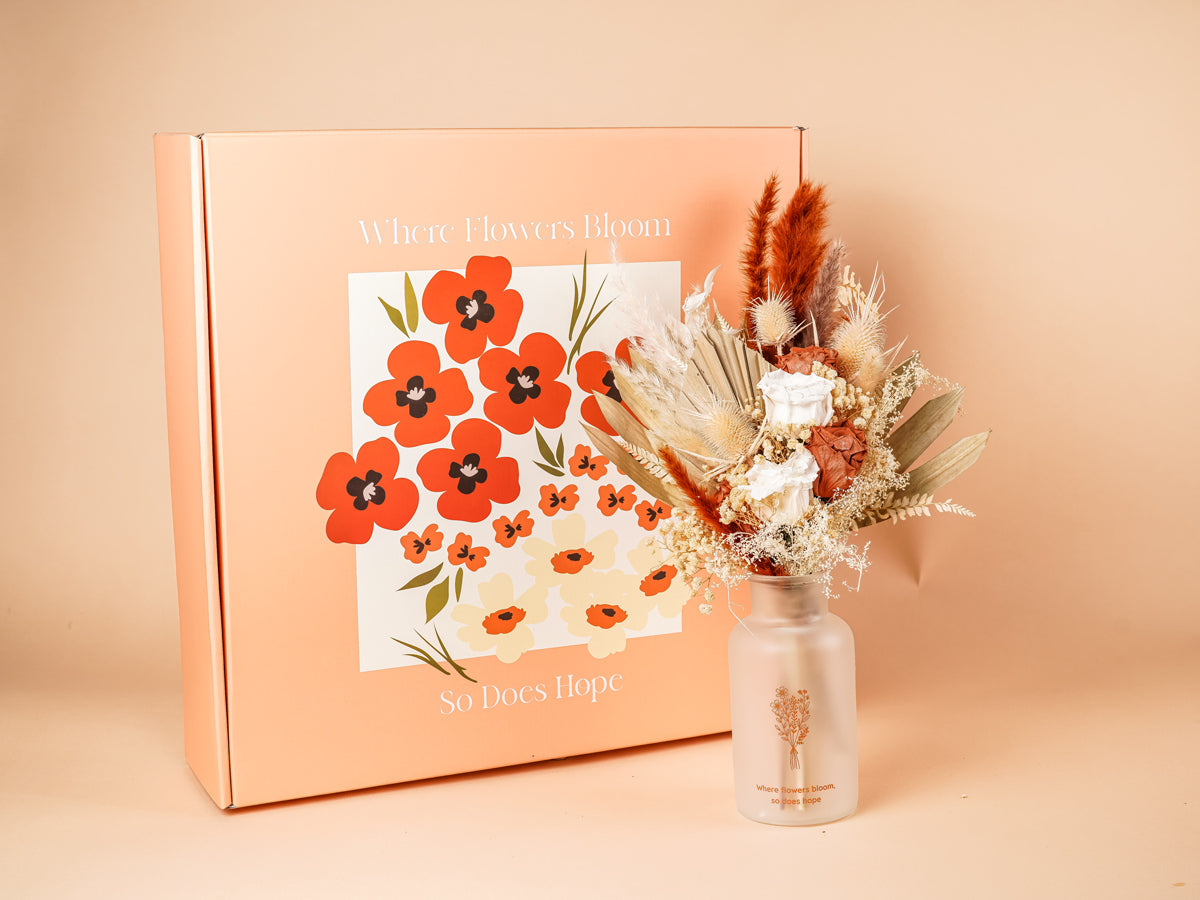 Preserved Rose and Dried Palm Leaves