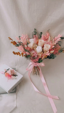 Preserved and Dried Bridal Style Bouquets