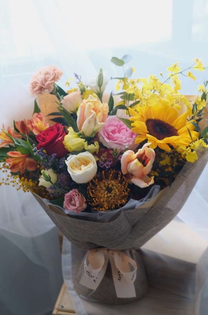 Sunshine Bouquet - Colourful and Bright